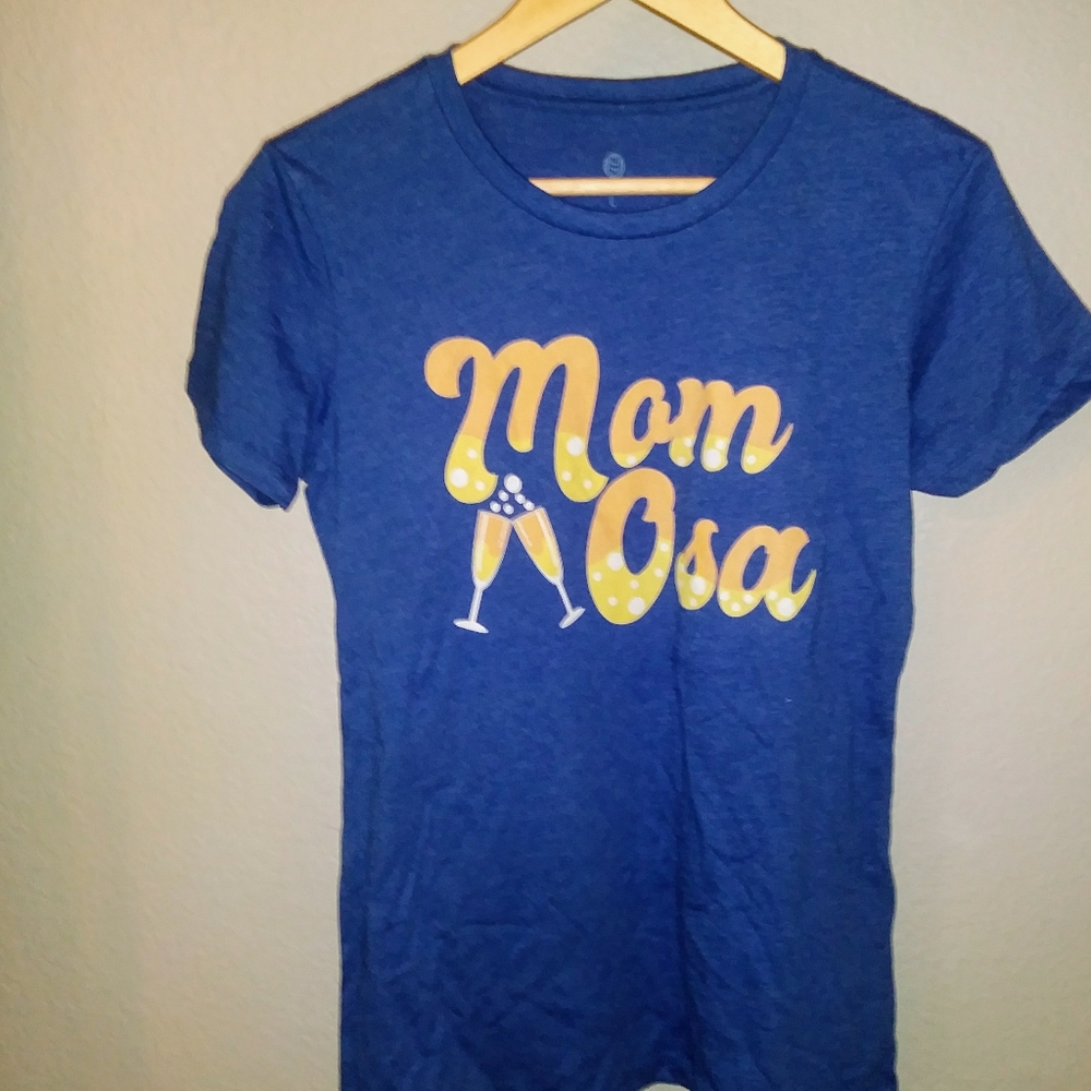 NWT- Womans graphic Tshirt-L - Picture 3 of 4